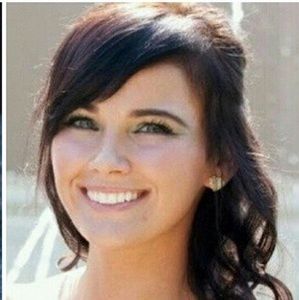 Meet your Posher, Charlotte monique